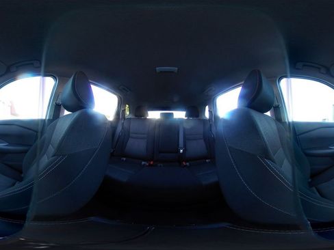 Used 2025 Nissan Rogue SV FWD image 44