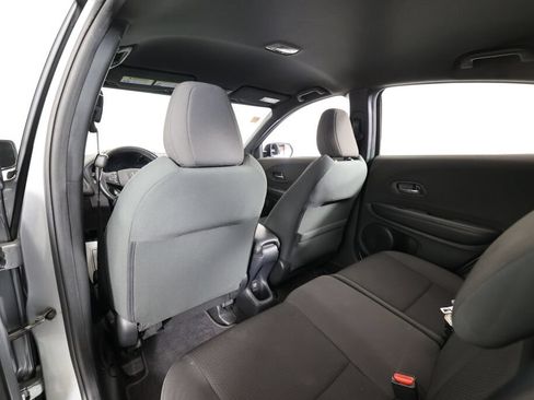 Used 2019 Honda HR-V Sport image 14