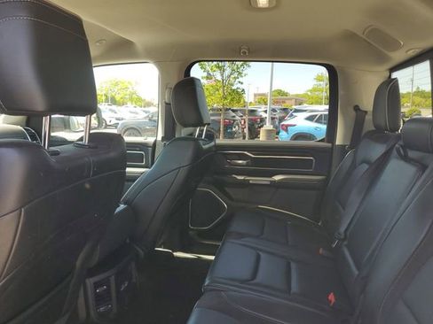 Used 2022 RAM 1500 Laramie AWD/4WD image 9