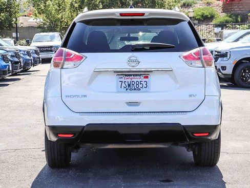 Used 2016 Nissan Rogue SV FWD image 8