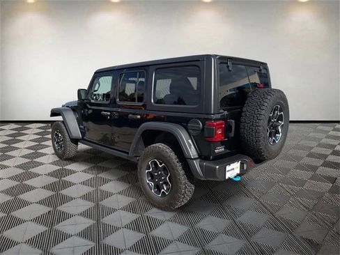 Used 2022 Jeep Wrangler Unlimited Rubicon 4xe image 3