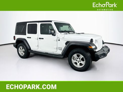 Used 2019 Jeep Wrangler Unlimited Sport S AWD/4WD image 1