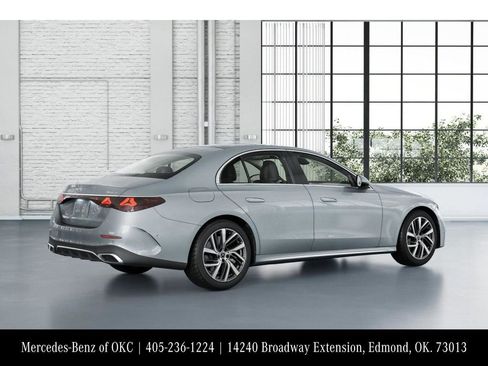New 2026 Mercedes-Benz E 450 4MATIC Sedan image 20