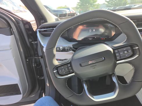 New 2026 Jeep Cherokee Limited AWD/4WD image 3