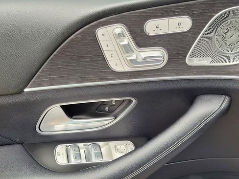 Used 2021 Mercedes-Benz GLE 350 4MATIC image 11