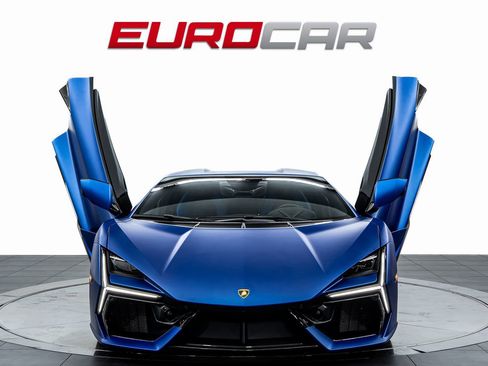 Used 2025 Lamborghini Revuelto AWD/4WD image 9
