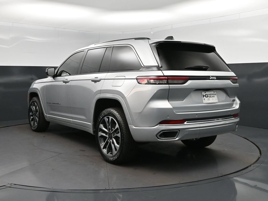 Used 2023 Jeep Grand Cherokee Overland RWD image 5