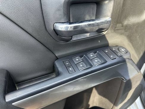 Used 2018 Chevrolet Silverado 1500 LT w/ All Star Edition AWD/4WD image 17