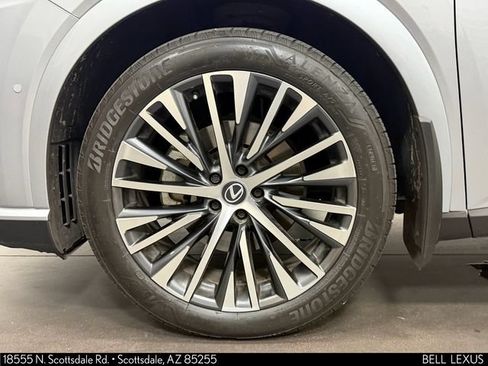 Used 2024 Lexus RX 350 Premium Plus w/ Convenience Package FWD image 10
