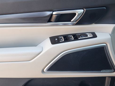 Used 2024 Kia Telluride S image 22