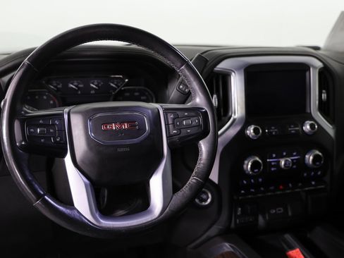 Used 2019 GMC Sierra 1500 SLT image 4