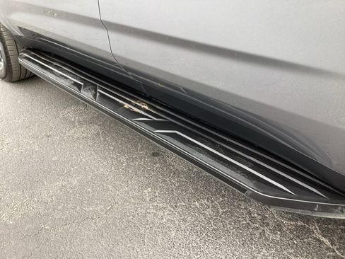 Used 2022 Chevrolet Tahoe RST w/ Sport Performance Package image 15