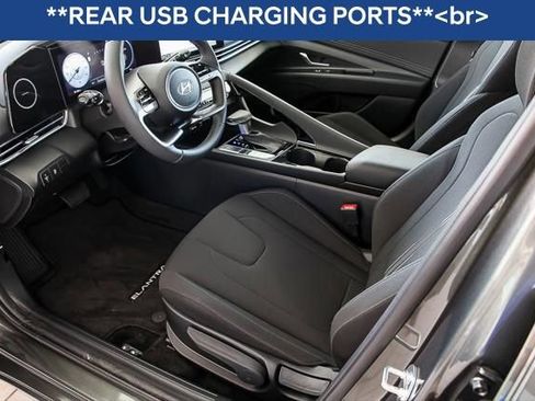 Used 2024 Hyundai Elantra SEL w/ Convenience Package image 11