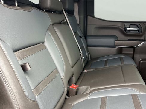 Used 2022 GMC Sierra 1500 Denali w/ Denali Reserve Package image 19