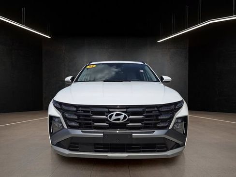 Used 2025 Hyundai Tucson SEL FWD image 2