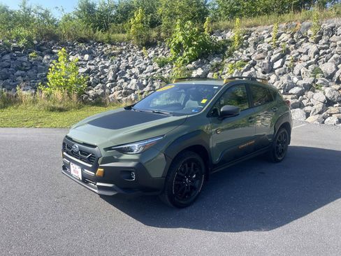 Used 2025 Subaru Crosstrek 2.5i Wilderness w/ Crosstrek Mirror Package AWD/4WD image 3