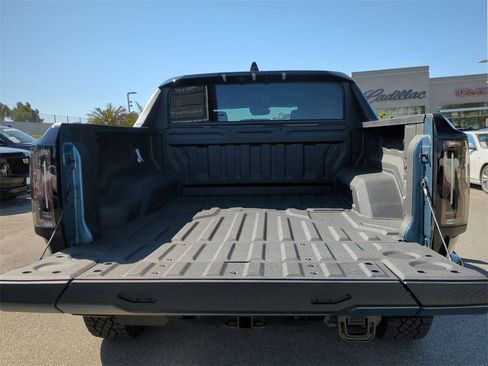 Used 2024 GMC Hummer EV 3X w/ Omega Edition image 29