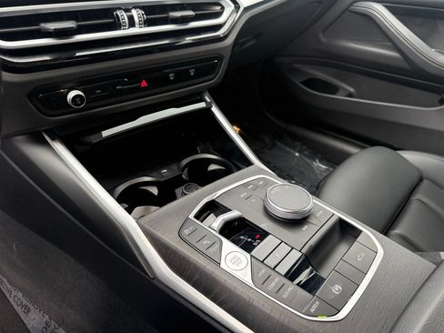 Used 2024 BMW 430i Convertible image 13