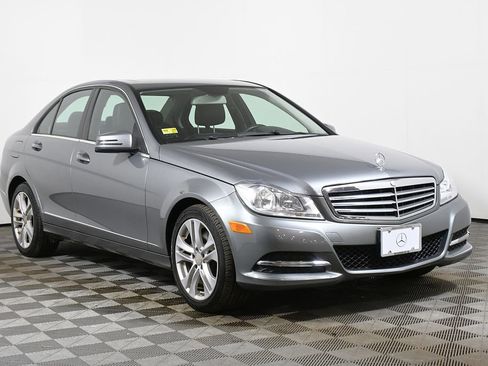 Used 2013 Mercedes-Benz C 300 4MATIC Sedan image 9