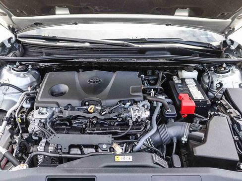 Used 2024 Toyota Camry XSE FWD image 29
