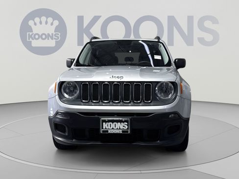 Used 2017 Jeep Renegade Sport w/ Power & Air Group AWD/4WD image 4