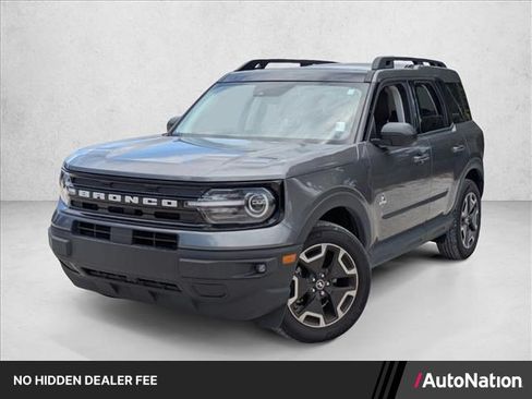 Certified 2023 Ford Bronco Sport Outer Banks w/ Tech Package AWD/4WD image 1