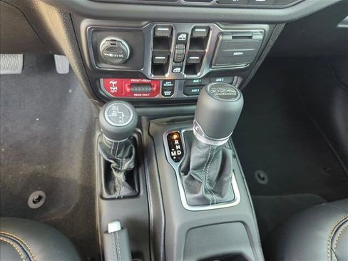 New 2025 Jeep Wrangler Unlimited Rubicon 392 image 14