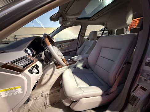 Used 2013 Mercedes-Benz E 350 4MATIC Sedan image 18