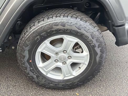 Used 2020 Jeep Wrangler Unlimited Sport S image 11