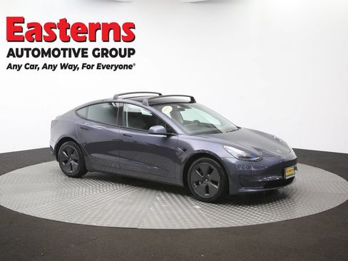 Used 2023 Tesla Model 3 Standard Range RWD image 43