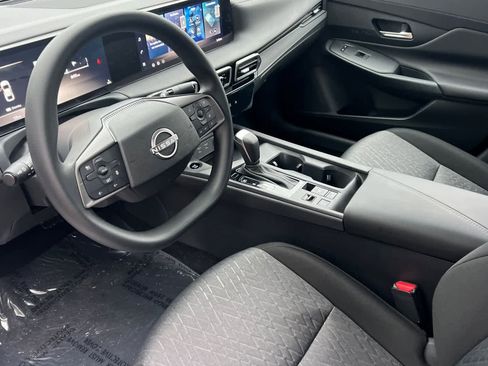 New 2026 Nissan Sentra SV image 12