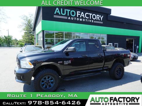Used 2019 RAM 1500 Express w/ Express Value Package AWD/4WD image 1