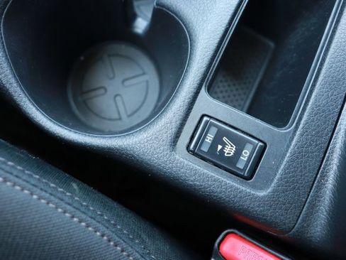 Used 2020 Nissan Rogue SV FWD image 19