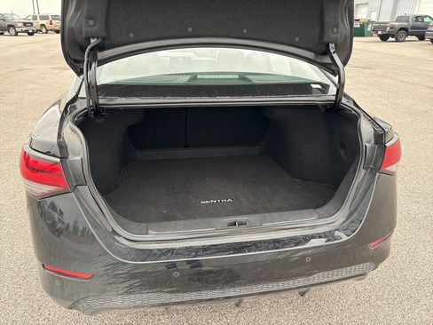 Used 2024 Nissan Sentra SV image 11