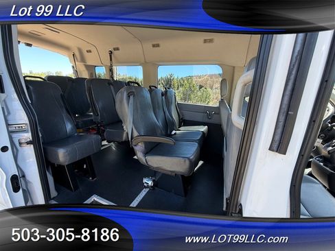 Used 2017 Ford Transit 350 XL RWD image 6
