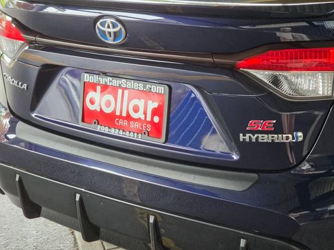 Used 2024 Toyota Corolla SE w/ SE Package FWD image 13