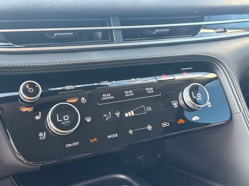 Used 2022 INFINITI QX60 Sensory w/ Vision Package AWD/4WD image 19