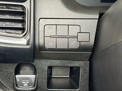 Used 2025 RAM ProMaster 2500 w/ Quick Order Package 22G SLT FWD image 16