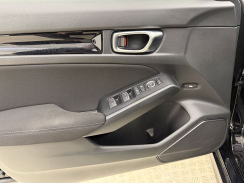 Used 2023 Honda Civic EX image 14