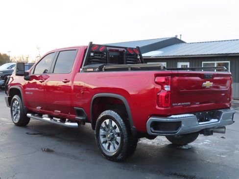 Used 2024 Chevrolet Silverado 2500 LT AWD/4WD image 4