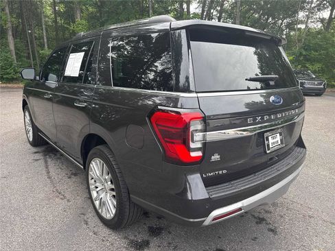 Used 2024 Ford Expedition Limited RWD image 8