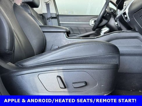 Used 2023 Kia Sorento SX image 3