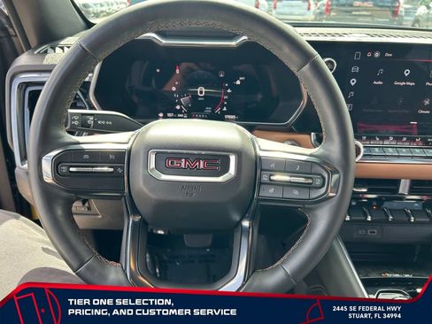 Certified 2023 GMC Canyon AT4 w/ AT4 Premium Package AWD/4WD image 18