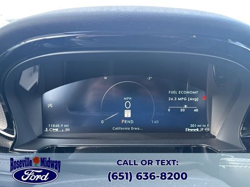 Used 2023 Lincoln Corsair Reserve w/ Equipment Group 201A image 23