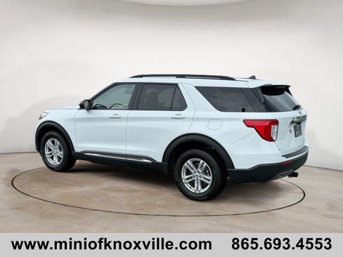 Used 2023 Ford Explorer XLT w/ Equipment Group 202A AWD/4WD image 5