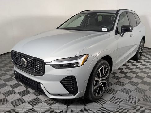 Used 2025 Volvo XC60 B5 Plus AWD/4WD image 1