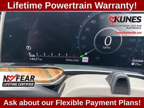 Used 2023 Cadillac Escalade Premium Luxury Platinum image 20