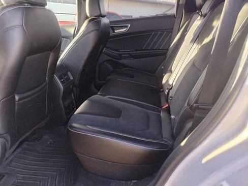 Used 2022 Ford Edge ST w/ Equipment Group 401A image 7