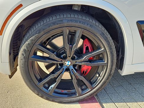 Used 2024 BMW X5 M60i AWD/4WD image 11