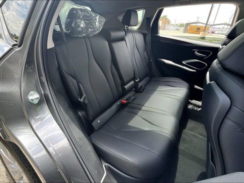 Used 2024 Acura RDX SH-AWD image 21